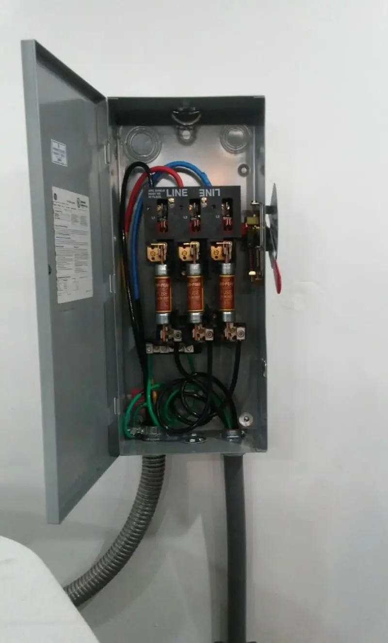 Three-phase disconnect switch installed for Electrical Wiring & Rewiring in Farmers Branch